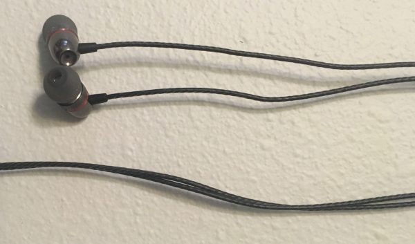 Betron ELR50 Earbuds Listening Test And Review