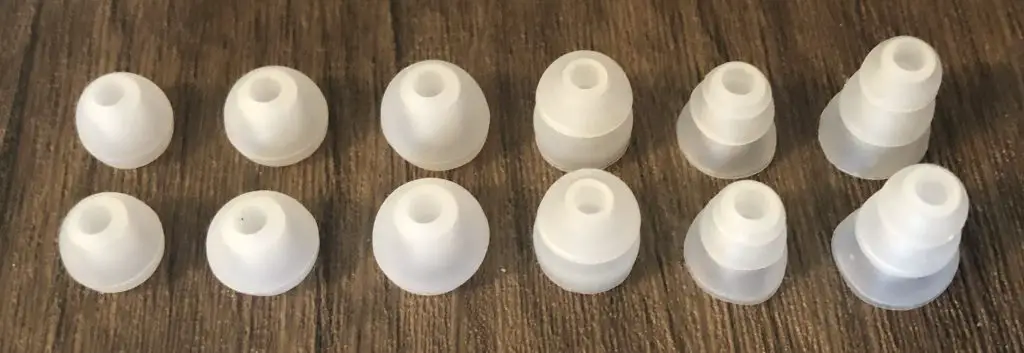 different earbud tips