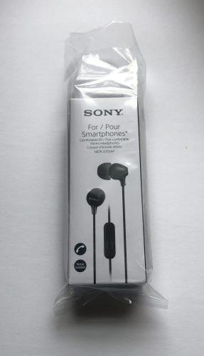 Sony MDR-EX15AP as shipped in the box