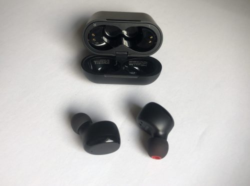 TOZO T6 wireless earbuds and case
