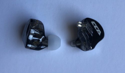 CCA CRA earphones with and without tip