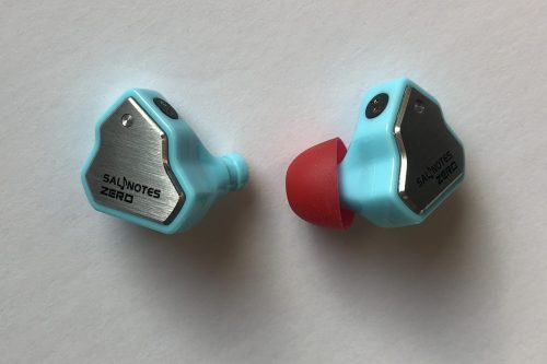 Linsoul 7Hz Salnotes Zero earbud nozzle and tip