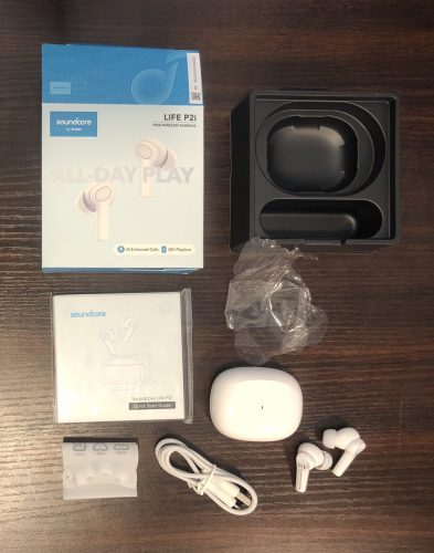 Anker Soundcore Life P2i contents out of the box