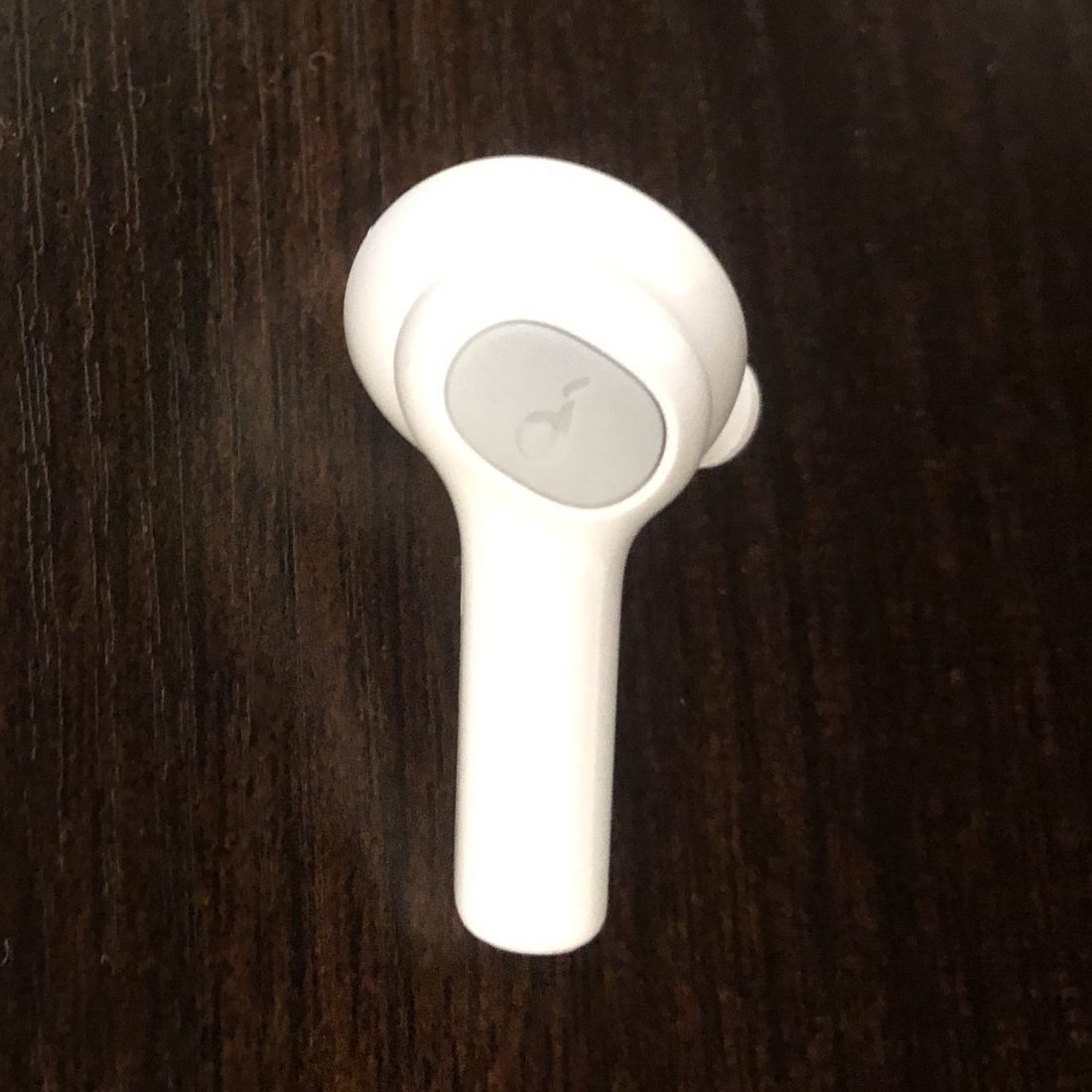 Anker Soundcore Life P2i earbud back button