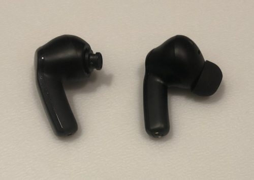 TOZO NC2 earbud nozzle and with tip on