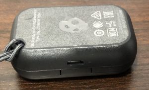 Skullcandy Dime case bottom and micro USB charge port