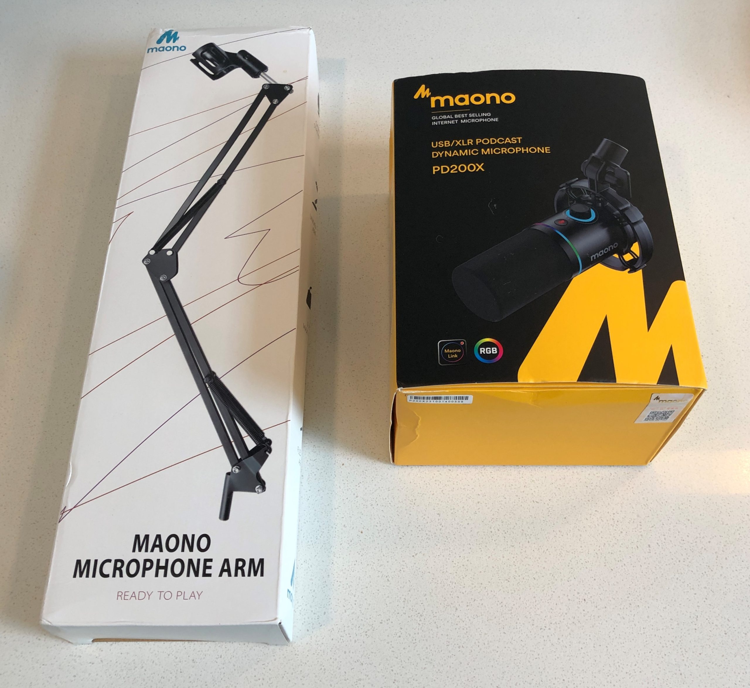 MAONO PD200X mic and boom arm shipping boxes