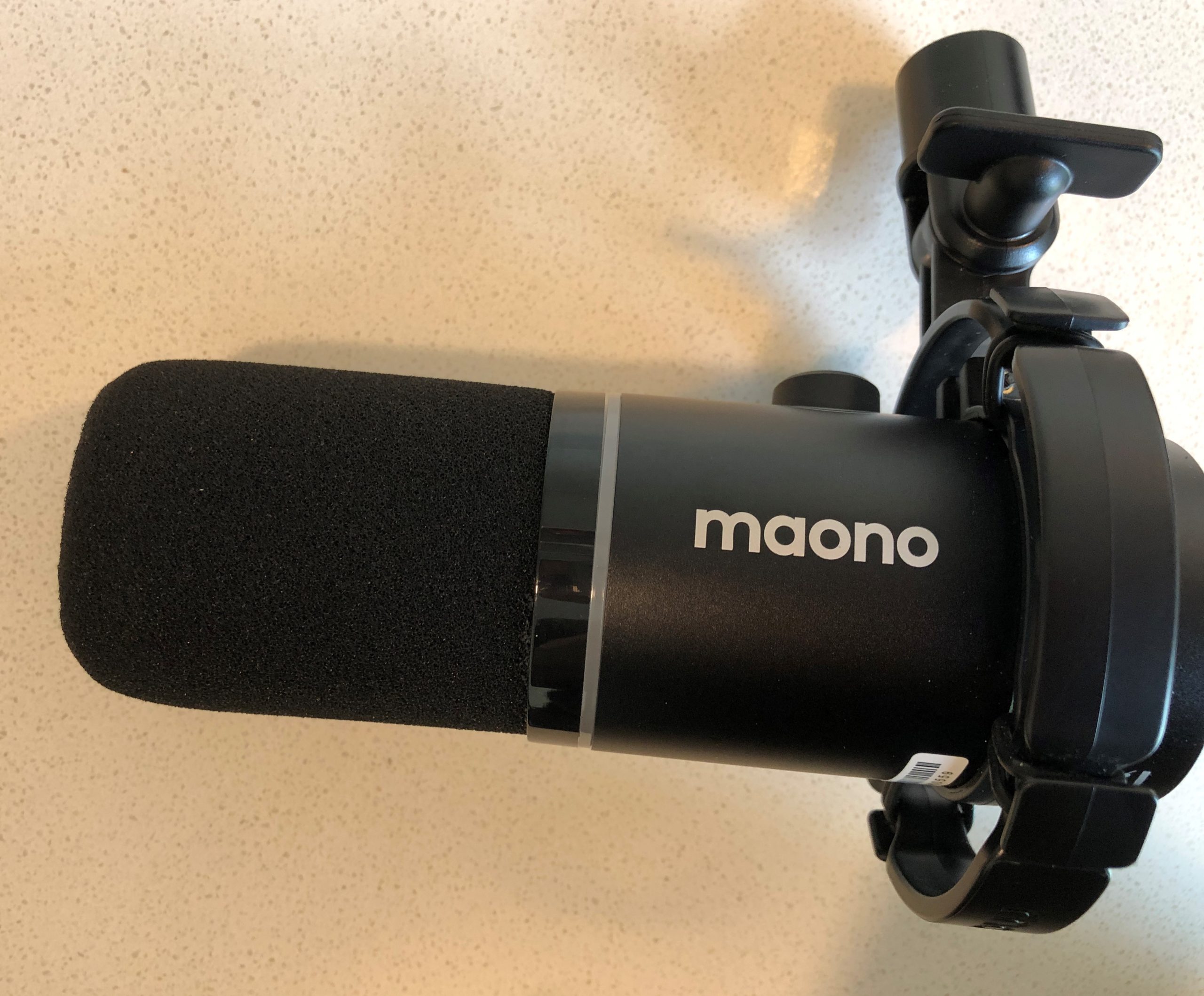 MAONO PD200X microphone side view