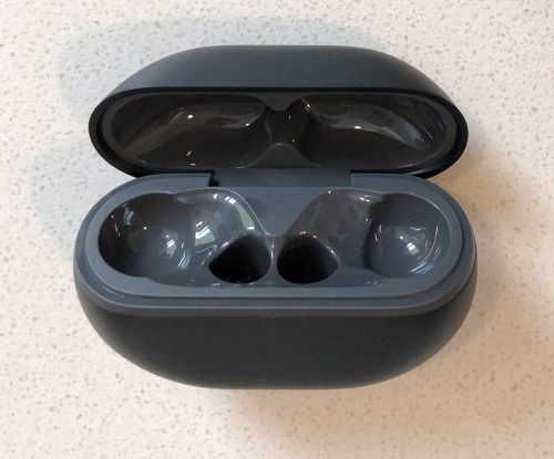 SoundPEATS Capsule3 Pro case inside