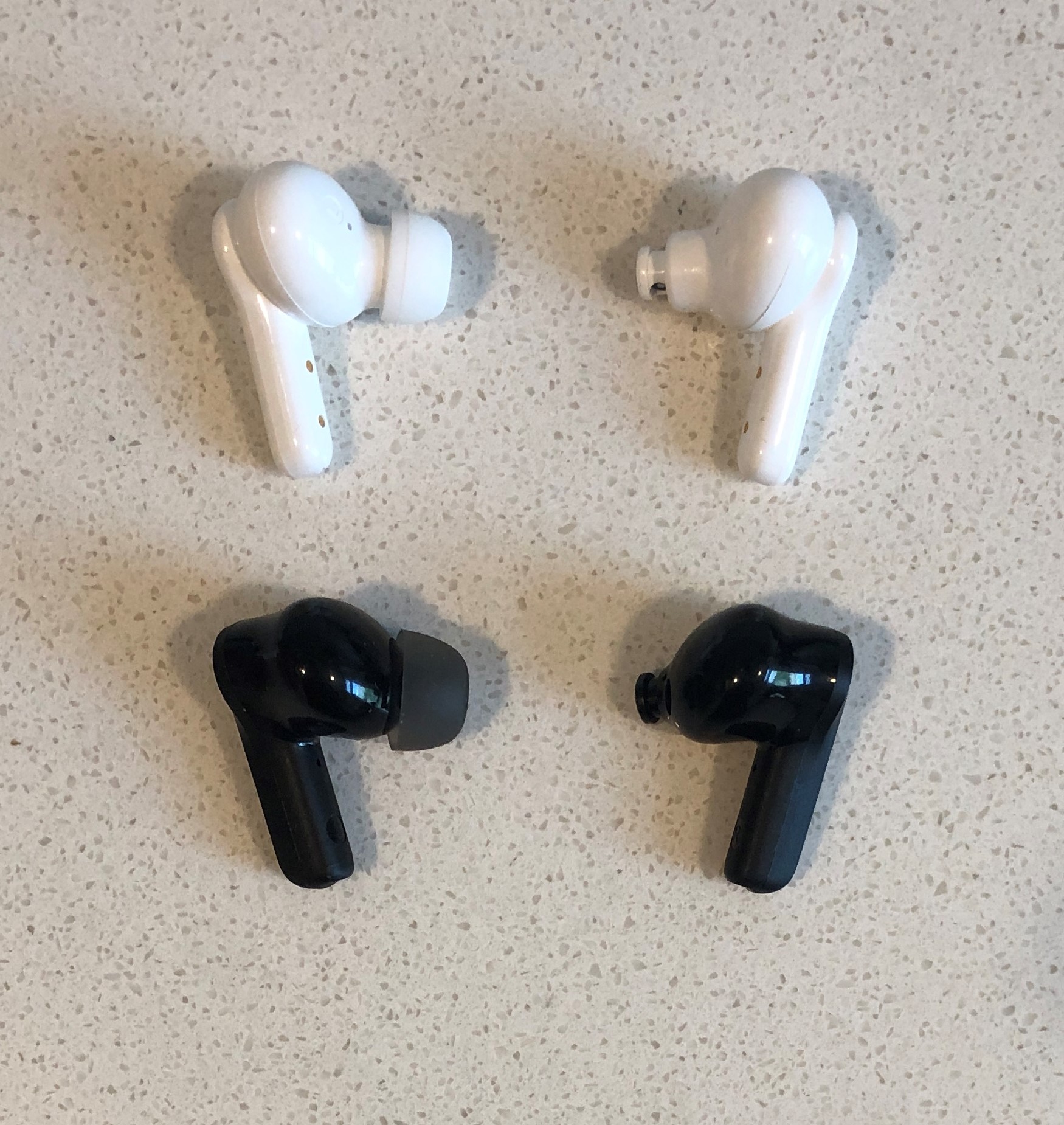 QCY T13 vs Soundcore Life P3i earbud tip nozzle