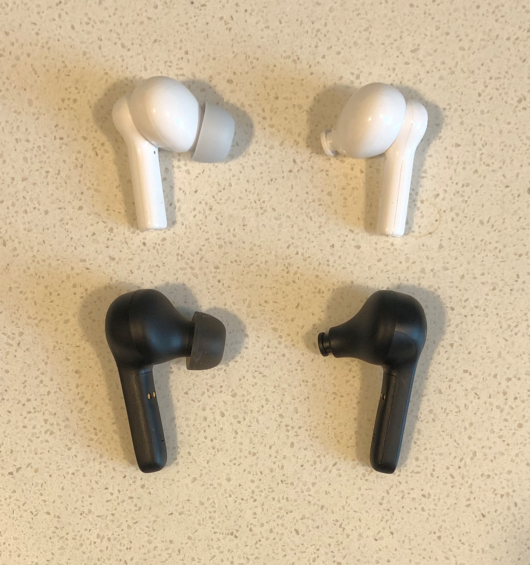 Soundcore Life P2i vs P2 earbud tip and nozzle