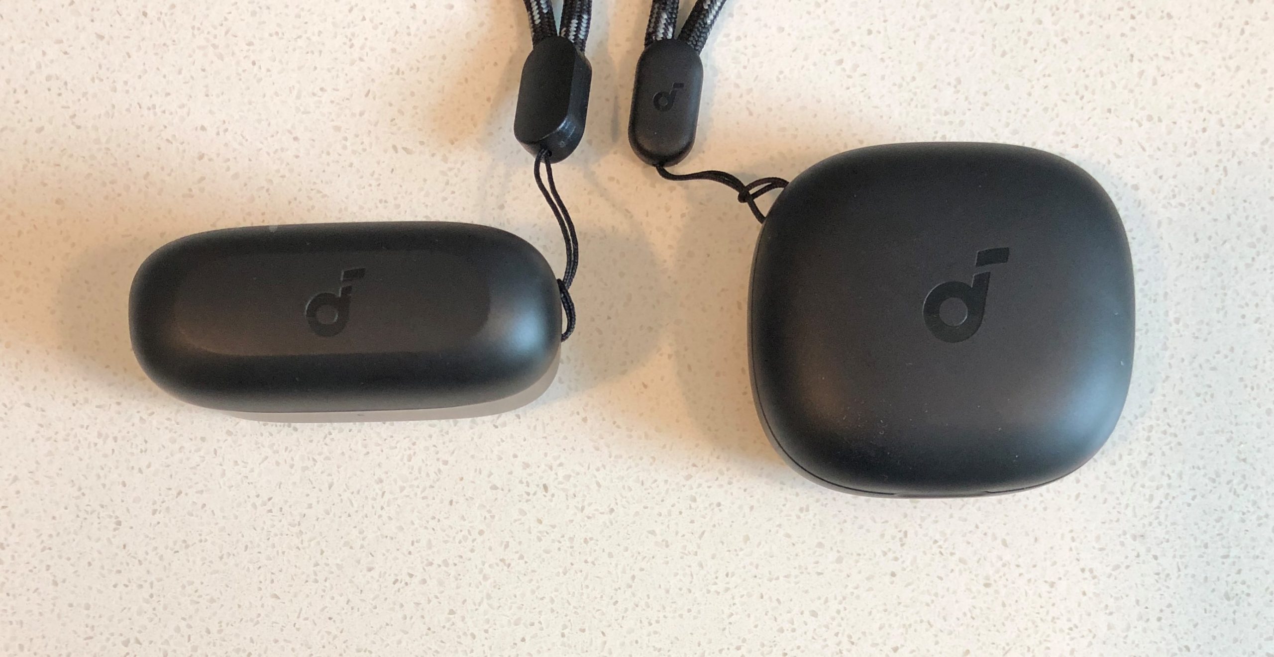 Soundcore A20i vs P20i charging and carrying case top